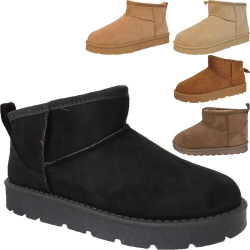 Scarpe stivaletti piatti nuovi